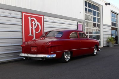 1951 Ford Custom Deluxe Restomod