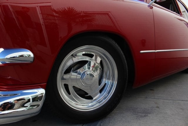1951 Ford Custom Deluxe Restomod