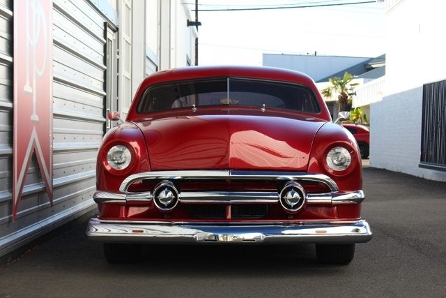 1951 Ford Custom Deluxe Restomod