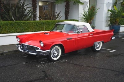 1957 Ford Thunderbird Base