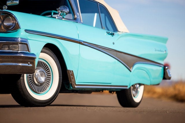 1958 Ford Fairlane 500 Roadster