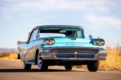 1958 Ford Fairlane 500 Roadster
