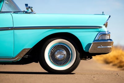 1958 Ford Fairlane 500 Roadster