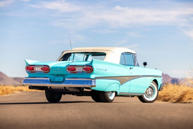 1958 Ford Fairlane 500 Roadster