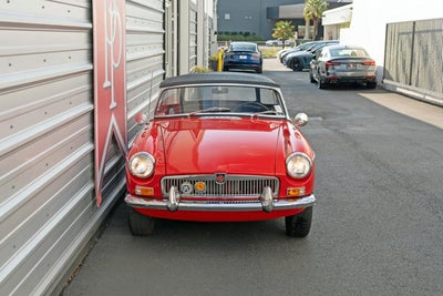 1965 MG MGB Base