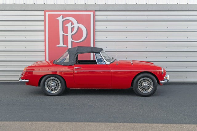 1965 MG MGB Base