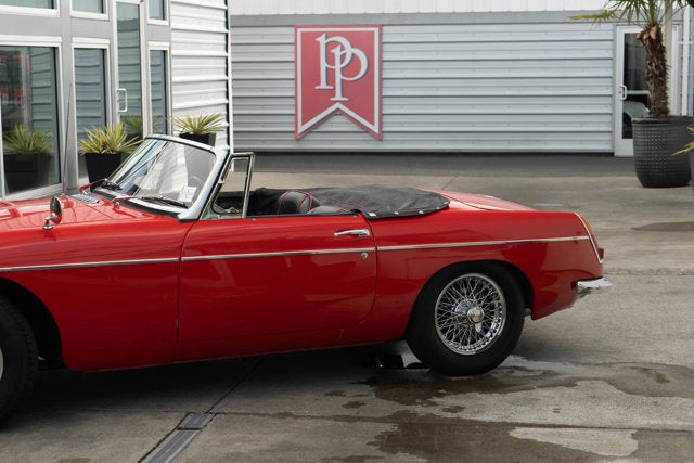 1965 MG MGB Base
