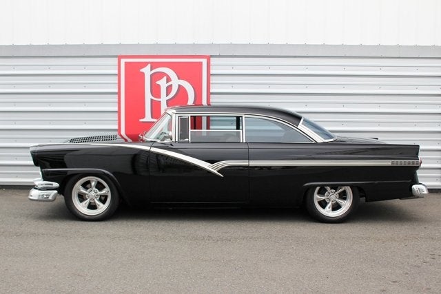 1956 Ford Fairlane Victoria