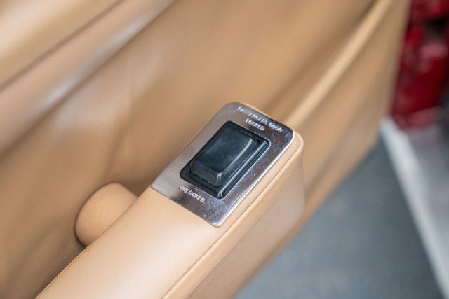 1977 Aston Martin V8 Series III Sport Saloon