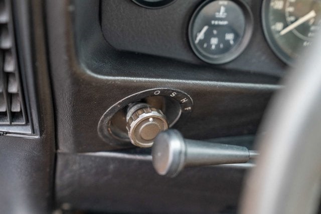 1977 Aston Martin V8 Series III Sport Saloon