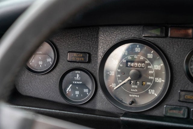 1977 Aston Martin V8 Series III Sport Saloon