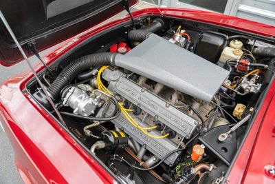 1977 Aston Martin V8 Series III Sport Saloon