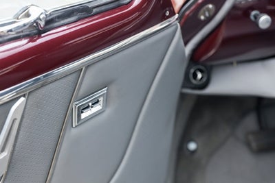 1950 Chevrolet Deluxe 2 Door Post