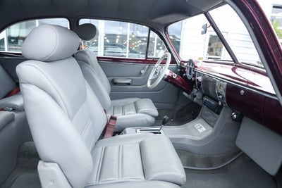 1950 Chevrolet Deluxe 2 Door Post