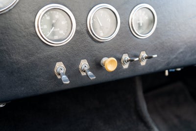 1965 Unique Motorsports Cobra Base