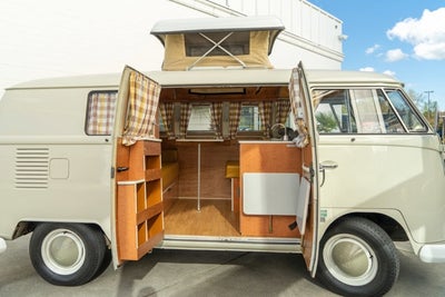 1967 Volkswagen Type 2 Westfalia Camper