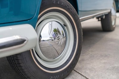 1965 Volkswagen Bus 21-Window