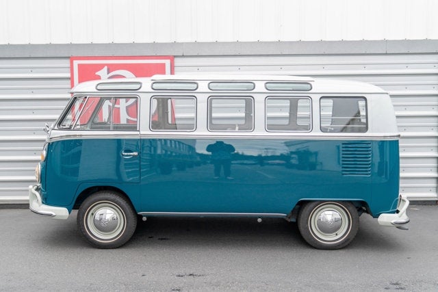 1965 Volkswagen Bus 21-Window