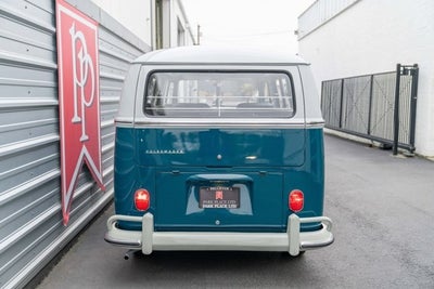 1965 Volkswagen Bus 21-Window