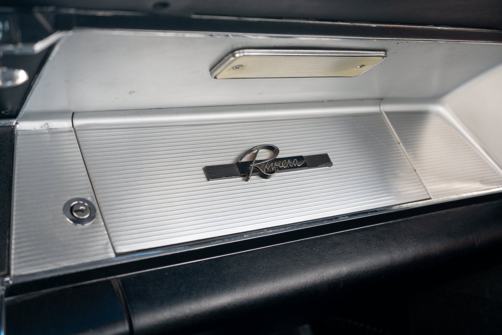 1963 Buick Riviera Base