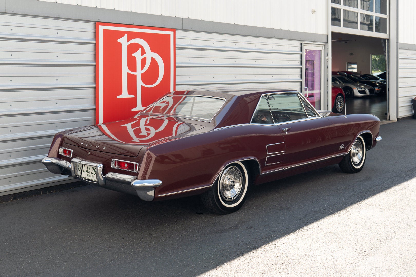 1963 Buick Riviera Base