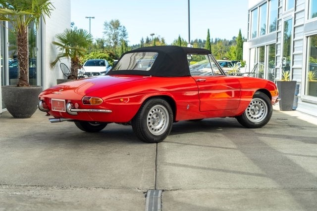 1969 Alfa Romeo 1750 Spider Veloce