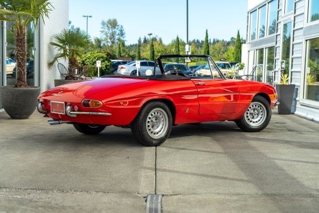 1969 Alfa Romeo 1750 Spider Veloce