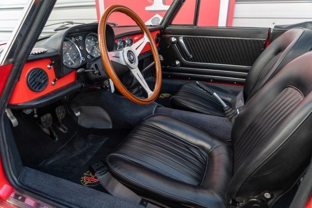 1969 Alfa Romeo 1750 Spider Veloce