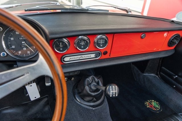 1969 Alfa Romeo 1750 Spider Veloce