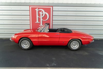 1969 Alfa Romeo 1750 Spider Veloce