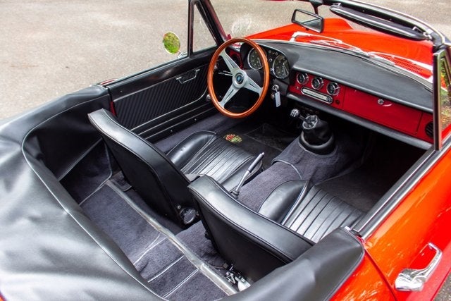 1969 Alfa Romeo 1750 Spider Veloce