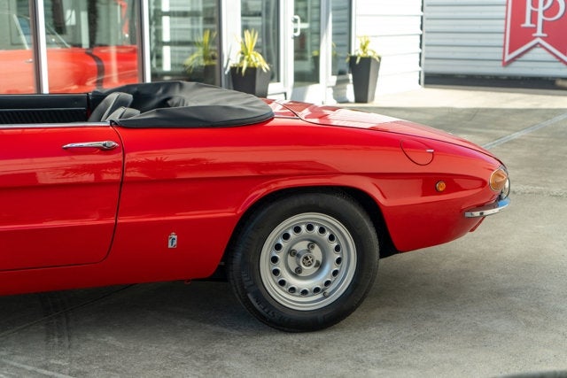 1969 Alfa Romeo 1750 Spider Veloce