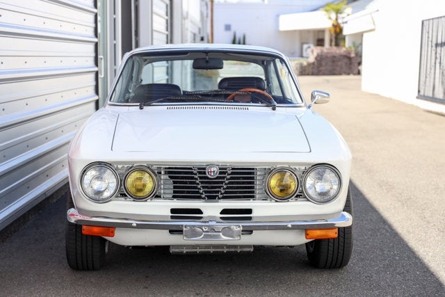 1973 Alfa Romeo GTV 2000