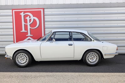 1973 Alfa Romeo GTV 2000