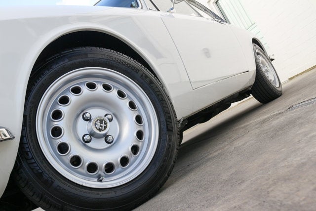 1973 Alfa Romeo GTV 2000