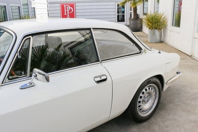 1973 Alfa Romeo GTV 2000