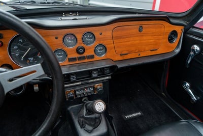 1976 Triumph TR6 Base