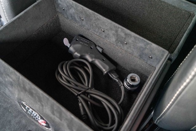 1993 Land Rover Defender By Osprey