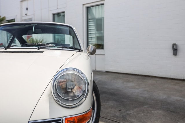 1968 Porsche 911 SWB Coupe