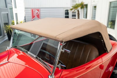 1934 Ford Roadster coupe