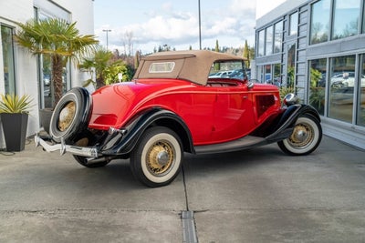1934 Ford Roadster coupe