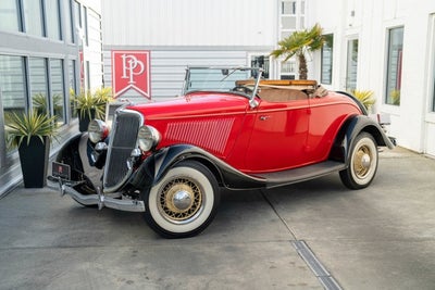 1934 Ford Roadster coupe