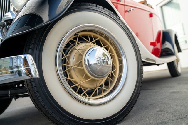 1934 Ford Roadster coupe