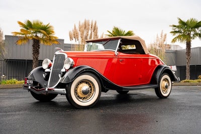 1934 Ford Roadster coupe