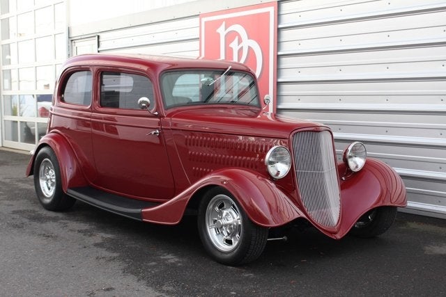 1934 Ford Custom Deluxe Victoria Coupe