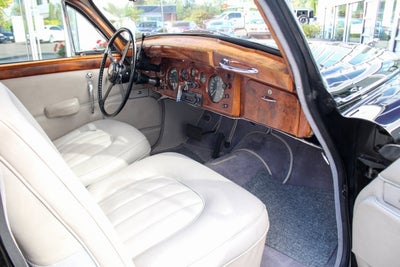 1957 Jaguar Mk VIII Sedan