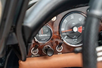 1966 Sunbeam Tiger Base