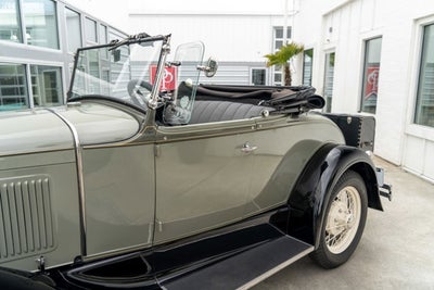 1930 Ford Model A Roadster