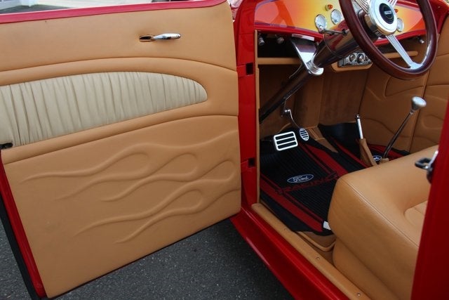 1932 Ford Hi-Boy Roadster