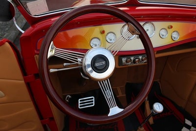 1932 Ford Hi-Boy Roadster